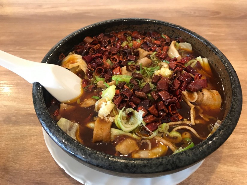 四川風豚肉煮込み