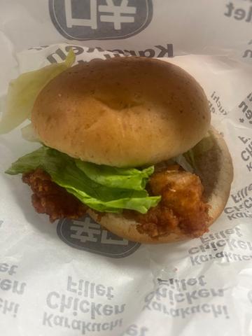 辛口チキンフィレバーガー
