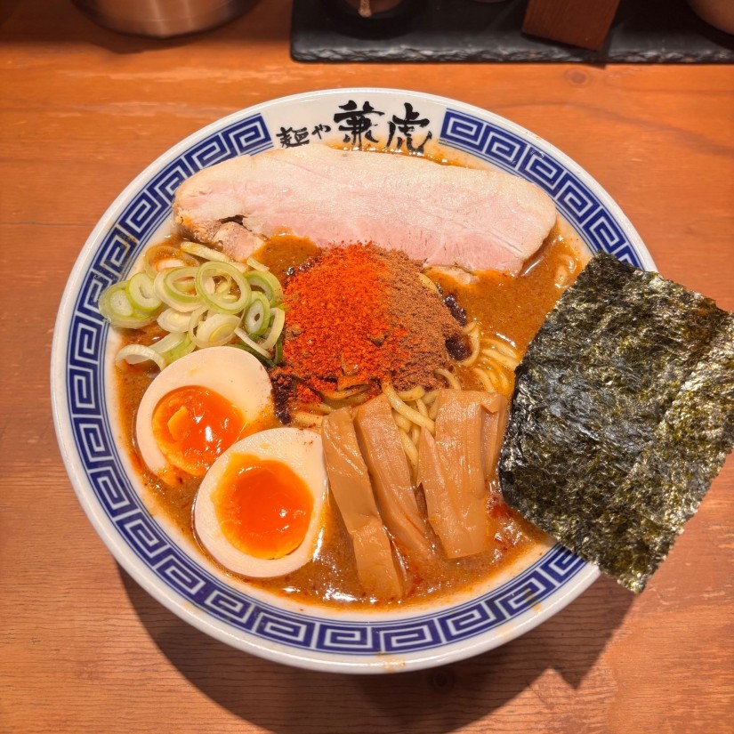 味玉辛辛魚らーめん  控えめと普通の間