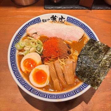 味玉辛辛魚らーめん  控えめと普通の間