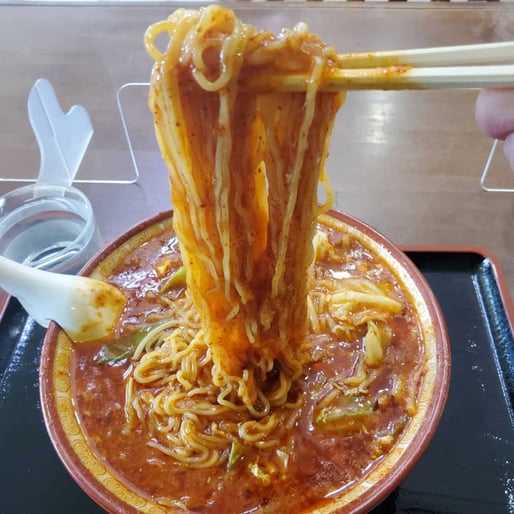 ドラゴン麺 超激 5辛