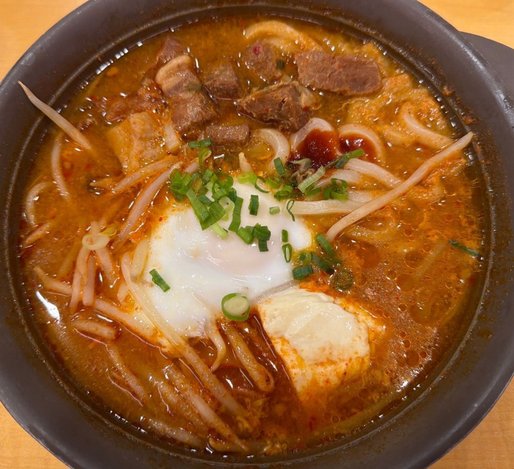 豚チゲ（半玉うどん入り）