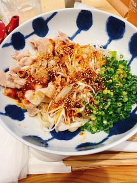 肉たっぷり混ぜうどん(麻辣油醤) 3辛