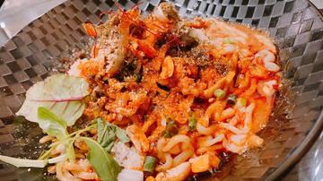 汁なし白胡麻坦々麺 辛さ５、痺れ５