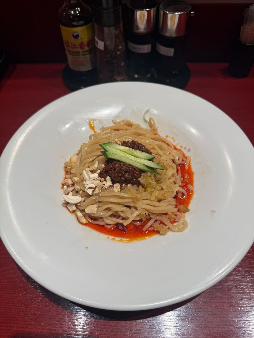 成都担々麺 汁なし 普通