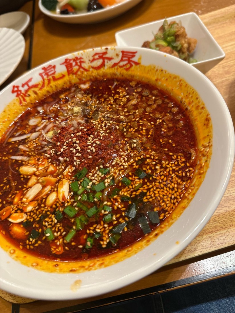 紅麻辣タンタン麺