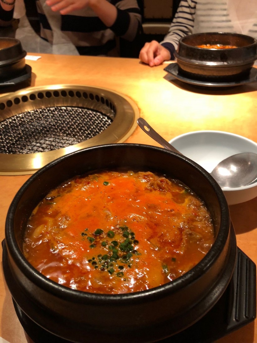 スジうどん（辛め）