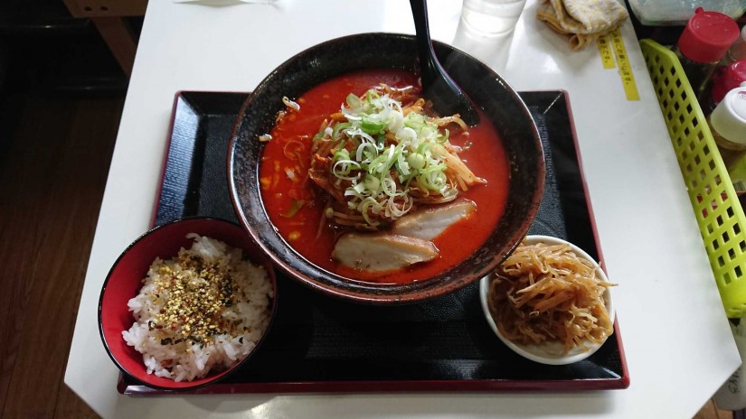 激辛辛麺 辛味足せます