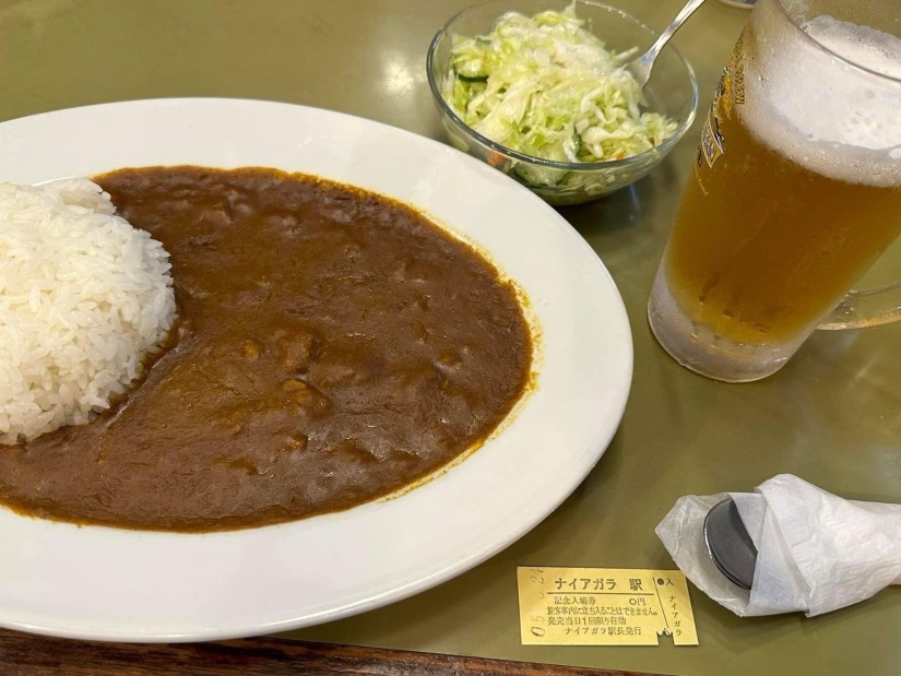 ナイアガラカレー  超特急
