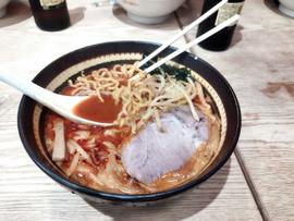 鉄火麺