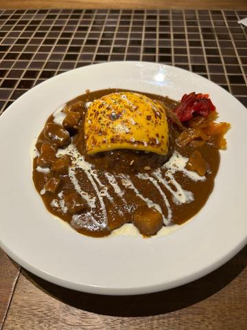 チーズとポークのカレー 5辛