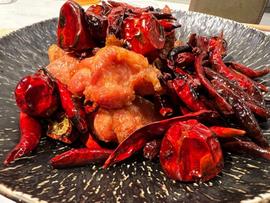 辣子鶏 鶏の山椒唐辛子炒め