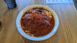 トマト辛麺