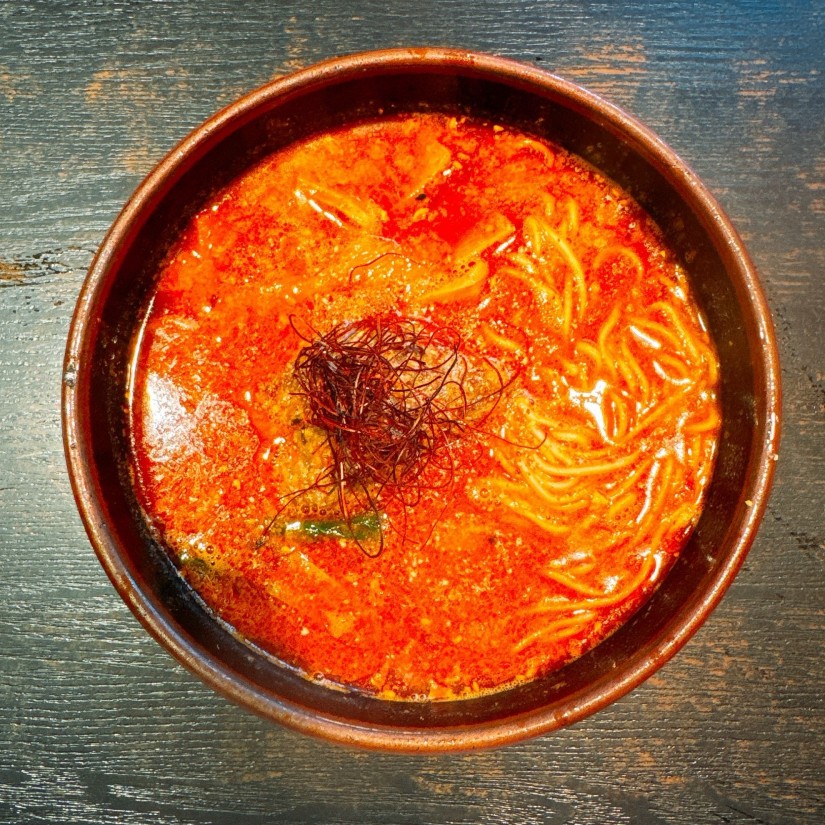 麻辣担々麺