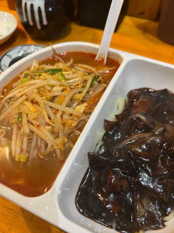 韓国チャンポン麺＆ジャジャン麺