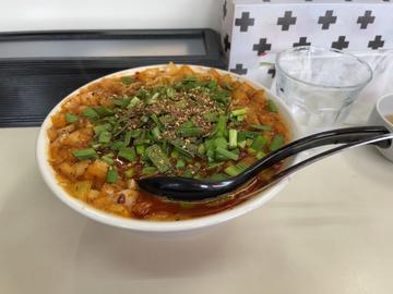 勝浦担々麺