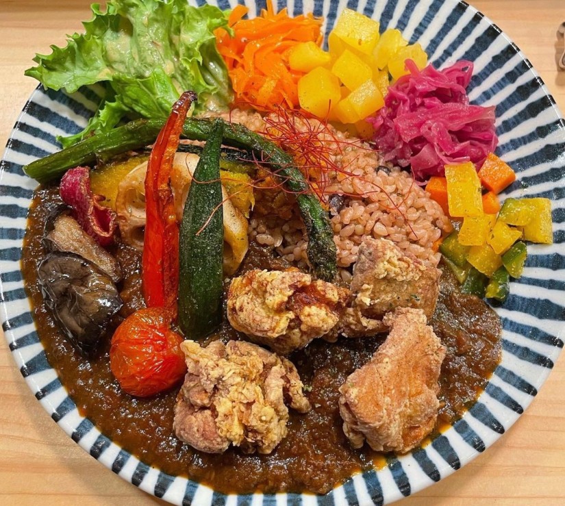 鳥の唐揚げカレー 大辛