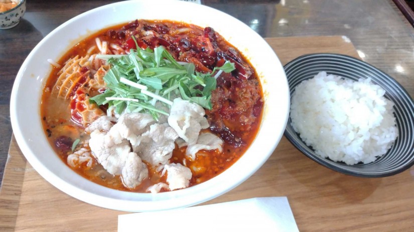 にんにくスープの旨辛牛ビーフン 辛さ追加