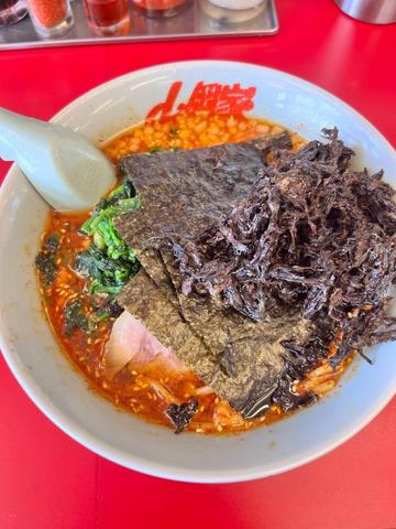 辛味噌ラーメン(背脂ほうれん草黒ばら海苔) 激辛+2