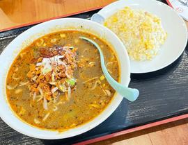 黒ごま担々麺半チャーハンセット