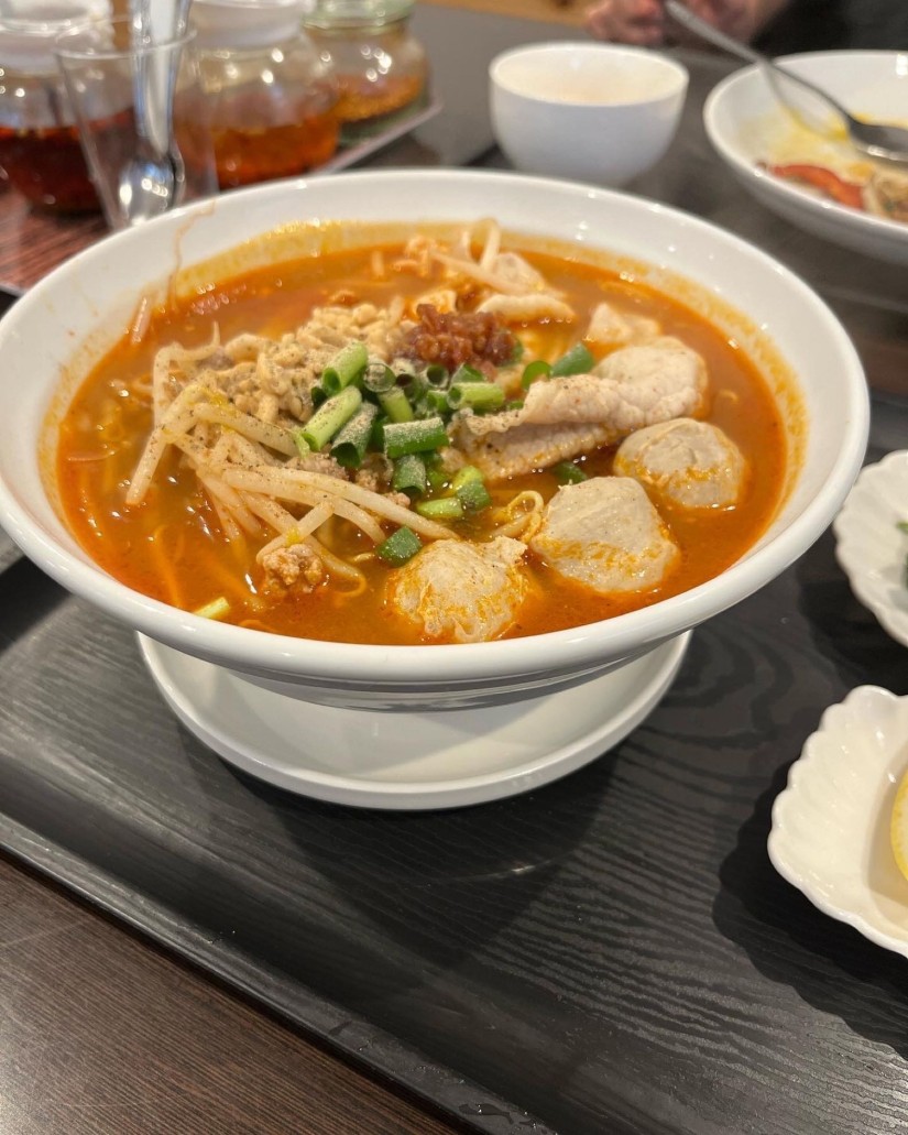 トムヤンラーメン 2辛