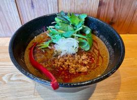 黒胡麻担々麺 5辛