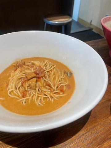 ゴルゴンゾーラとトマトのカレーあえ玉