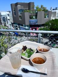 チキンカレー、牛もつカレー