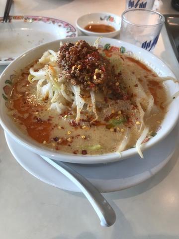 辛さ激増し野菜たっぷり坦々麺