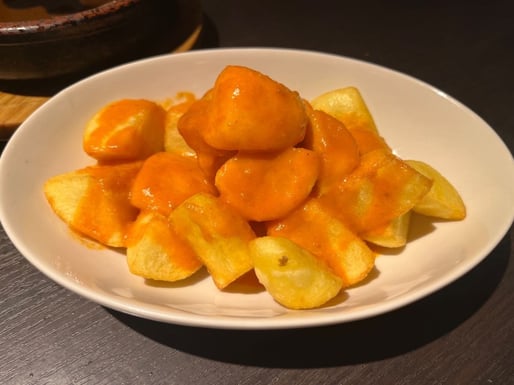 ポテトフライの辛いソース