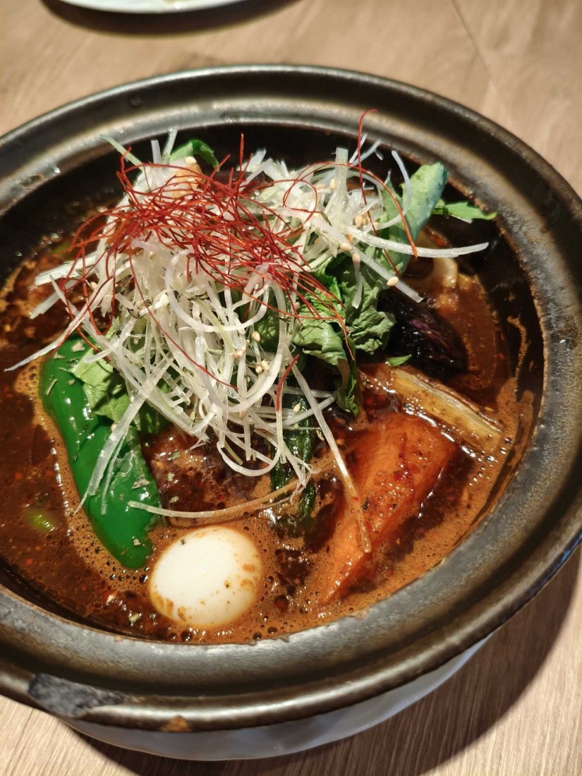 骨なしチキン野菜カレー 4