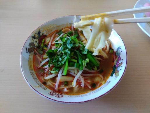 マーラー刀削麺