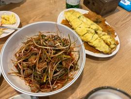 つぶ貝の和え物
