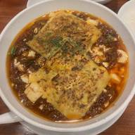 麻婆麺  辛さ激増し、痺れ激増し