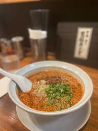 紅麻辣坦々麺