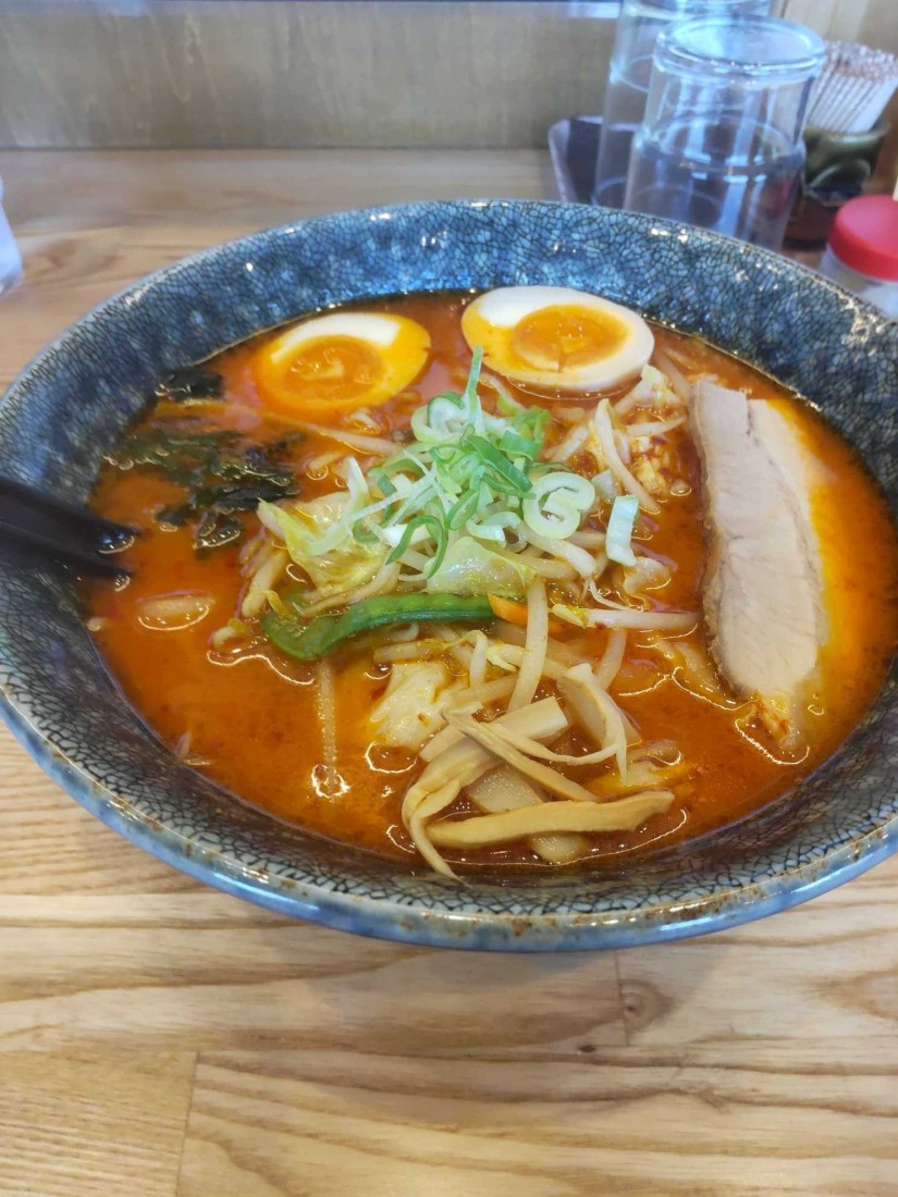辛味噌ラーメン野菜味玉トッピング 5辛
