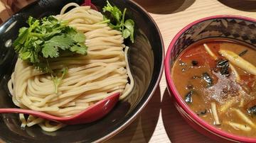 濃厚麻辣つけ麺薬膳風