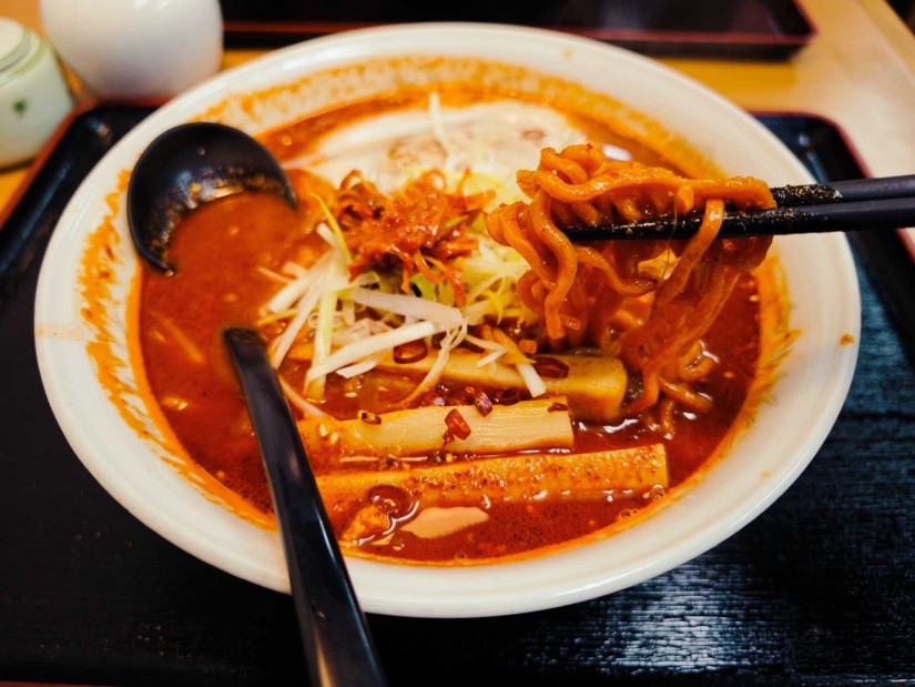 からのすけ オス (赤麺) 超激辛