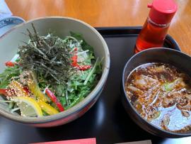 ピリ辛肉つけ蕎麦KABUTO