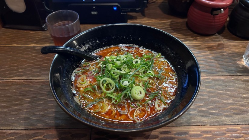 激辛ラーメン黒 2辛
