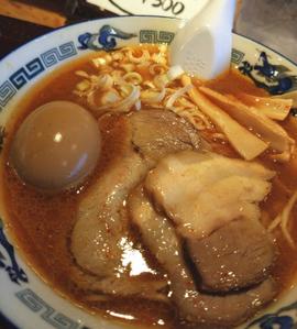 味玉らあめん 味噌 中盛り ピリ辛