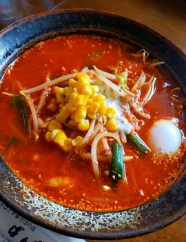 辛いラーメン四川風 ¥880 12辛