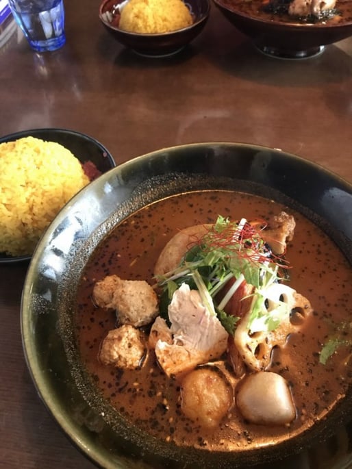 超贅沢鳥賛味スープカレー 7辛　　