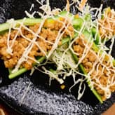 生ピーマン肉詰め