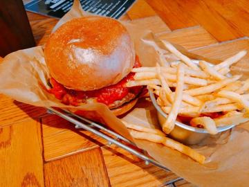 アングリーホットバーガー 唐辛子3つ