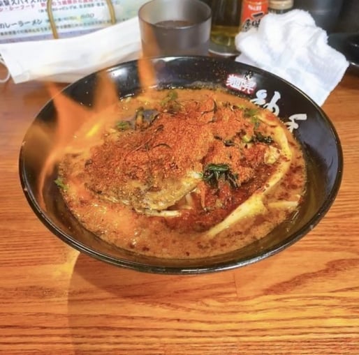 四川風辛味噌ラーメン「赤」 天国