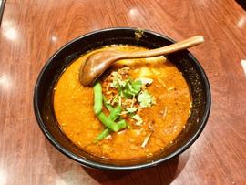 麻辣刀削麺