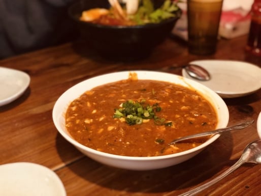 豚骨スープの麻婆豆腐 激辛