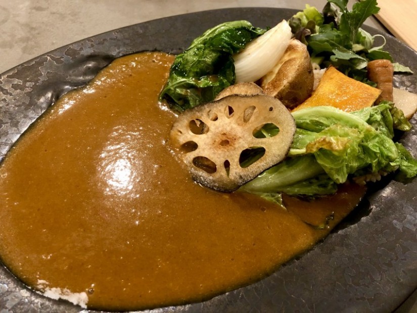 カレープレート