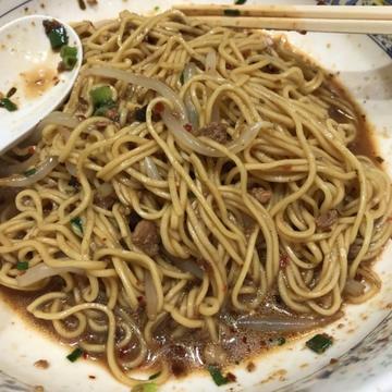 汁なし担々麺